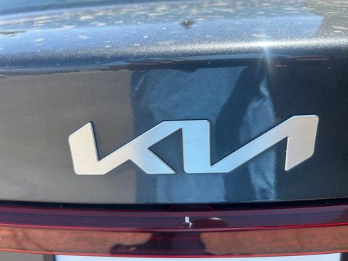 Used 2024 Kia Forte LX FWD image 17