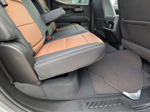 Used 2024 Chevrolet Silverado 1500 High Country w/ Max Trailering Package AWD/4WD image 25