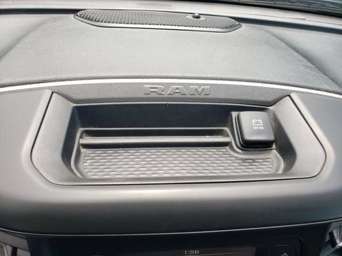Used 2024 RAM 2500 Tradesman w/ Chrome Appearance Group AWD/4WD image 25
