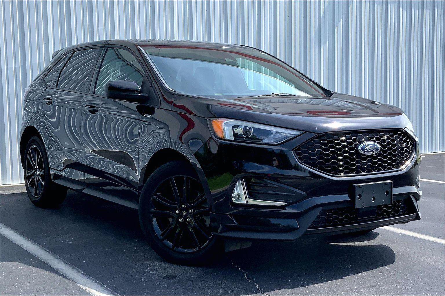 Used 2023 Ford Edge ST-Line AWD/4WD image 2