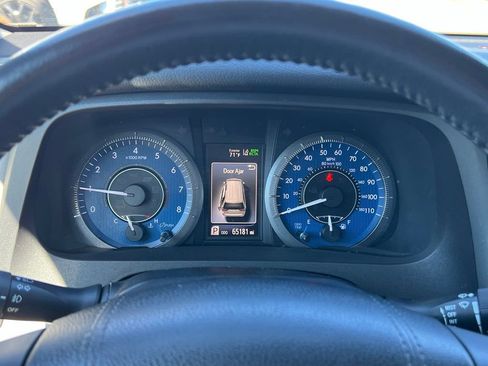 Used 2018 Toyota Sienna XLE w/ XLE Navigation Package FWD image 24