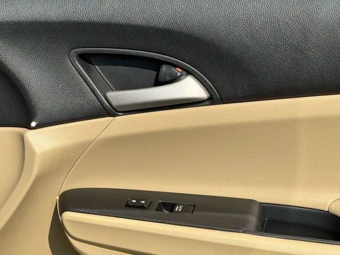 Used 2012 Honda Accord SE image 27