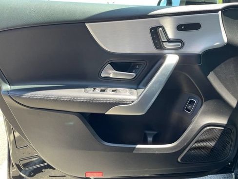 Used 2019 Mercedes-Benz A 220 4MATIC image 9