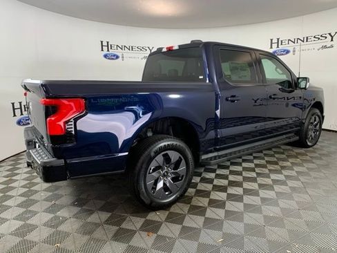 New 2025 Ford F150 Lightning Flash AWD/4WD image 8