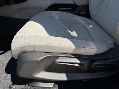 New 2026 Honda HR-V LX image 6