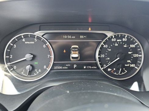 Used 2023 Nissan Rogue S AWD/4WD image 28