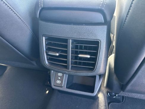 Used 2025 Kia Seltos S image 23