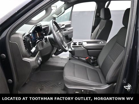 Used 2022 Chevrolet Silverado 1500 RST image 11