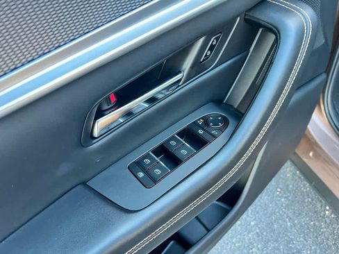 Certified 2025 MAZDA CX-70 Plug-In Hybrid w/ Premium Plus image 13