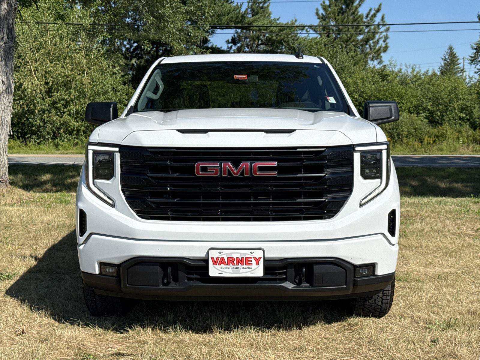 Used 2023 GMC Sierra 1500 Elevation AWD/4WD image 4