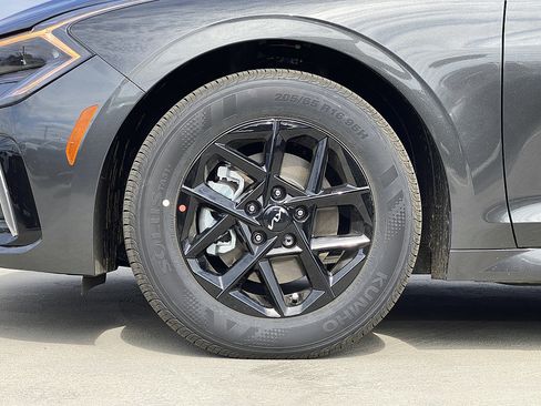 New 2026 Kia K5 LXS FWD image 10