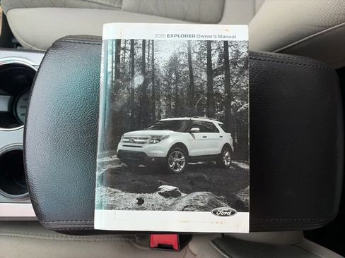 Used 2015 Ford Explorer FWD image 37