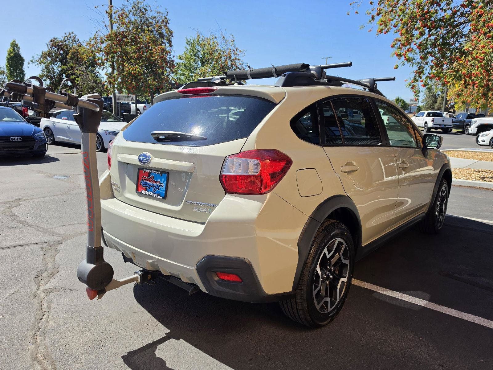 Used 2017 Subaru Crosstrek 2.0i Premium AWD/4WD image 5