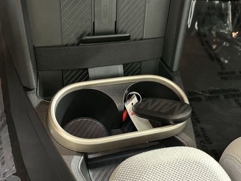 Certified 2025 MINI Cooper 2-Door Hardtop image 20