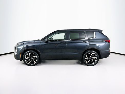 Used 2024 Mitsubishi Outlander SE FWD image 4
