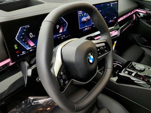 Used 2026 BMW 530i RWD image 47