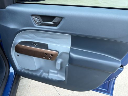 Used 2024 Ford Maverick Lariat FWD image 15