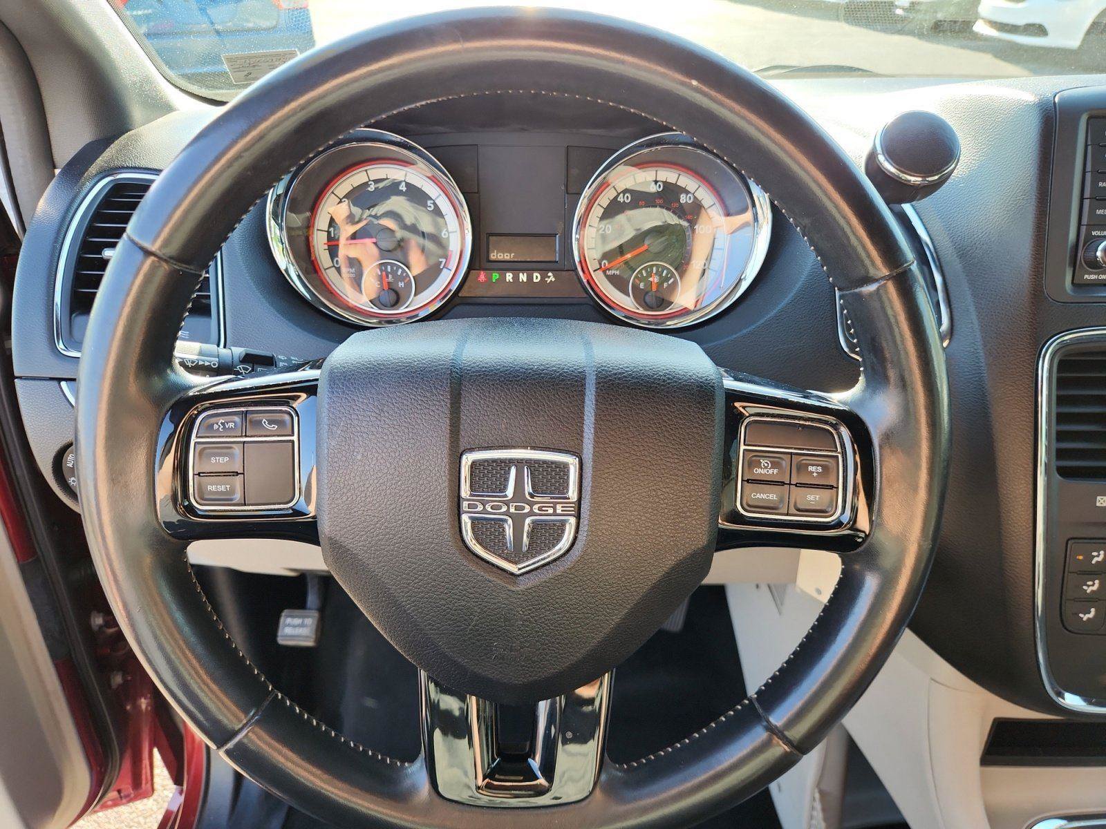 Used 2019 Dodge Grand Caravan SXT FWD image 20