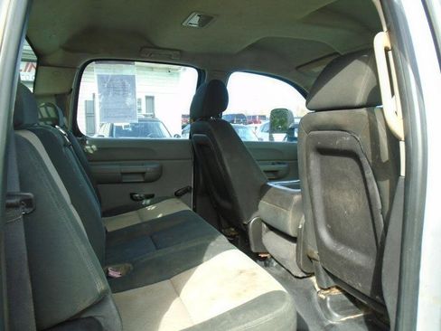 Used 2008 Chevrolet Silverado 3500 W/T image 9