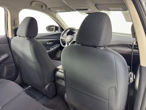 Used 2024 Nissan Sentra SV image 30