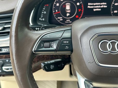 Used 2019 Audi Q7 3.0T Premium Plus w/ Premium Plus Package AWD/4WD image 18