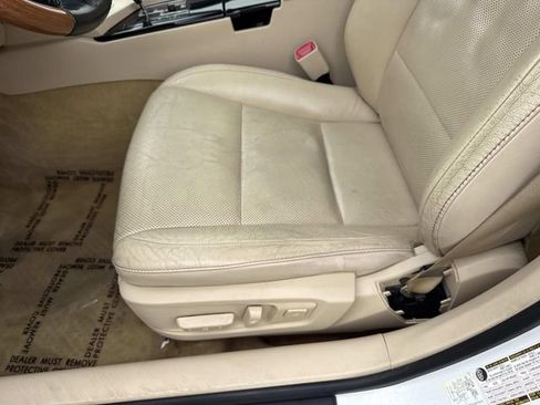 Used 2013 Lexus ES 300h w/ Luxury Pkg image 15