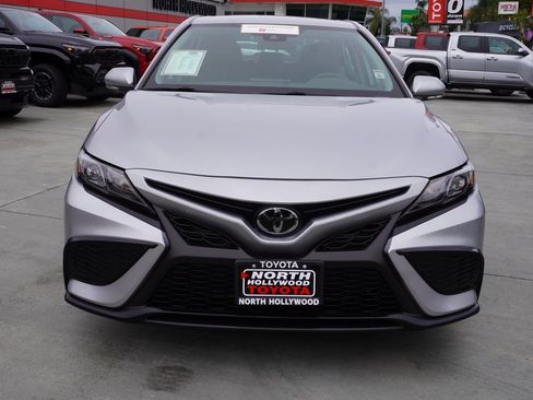 Certified 2024 Toyota Camry SE image 3