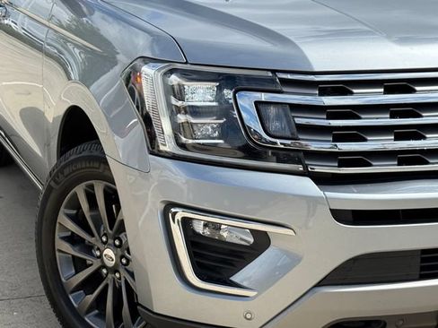 Used 2021 Ford Expedition Limited AWD/4WD image 3