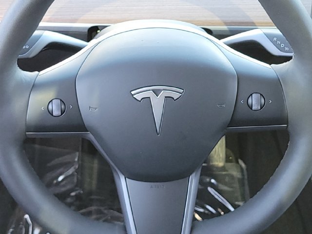 Used 2023 Tesla Model Y Long Range AWD/4WD image 13