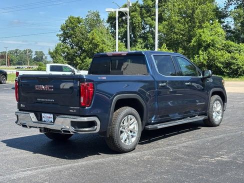 Used 2020 GMC Sierra 1500 SLT w/ SLT Premium Package AWD/4WD image 3
