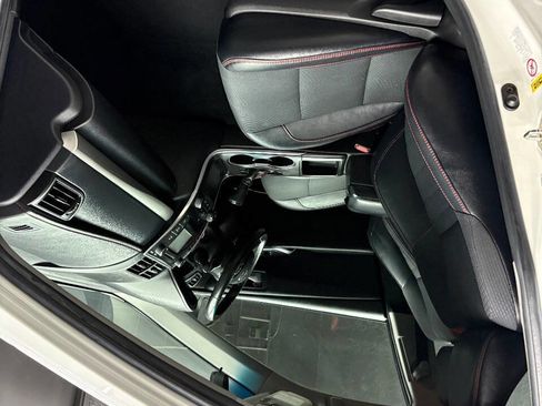 Used 2016 Toyota Camry SE image 28