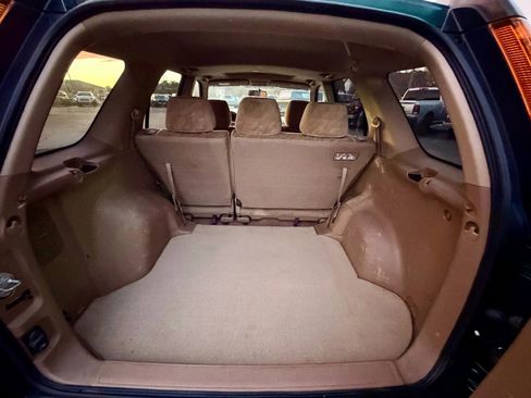 Used 2004 Honda CR-V EX image 16