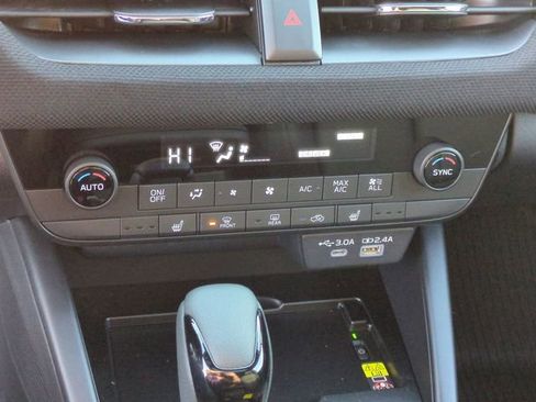 New 2026 Subaru Outback Premium image 25