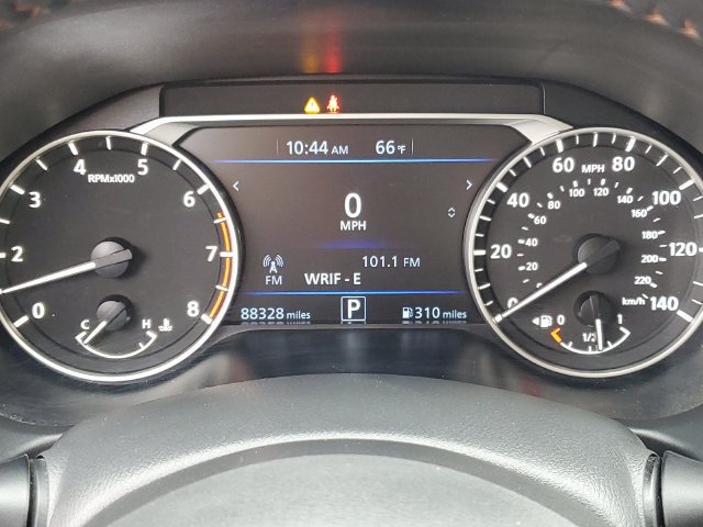 Used 2022 Nissan Altima 2.5 SR FWD image 9