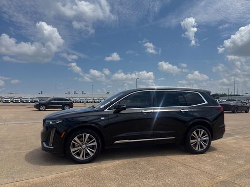 Used 2020 Cadillac XT6 Premium Luxury FWD image 13