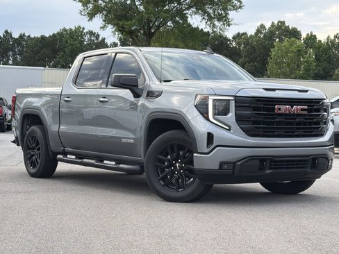 Used 2023 GMC Sierra 1500 Elevation AWD/4WD image 2