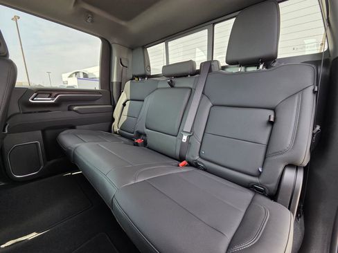 New 2026 GMC Sierra 2500 SLT w/ SLT Premium Package AWD/4WD image 25