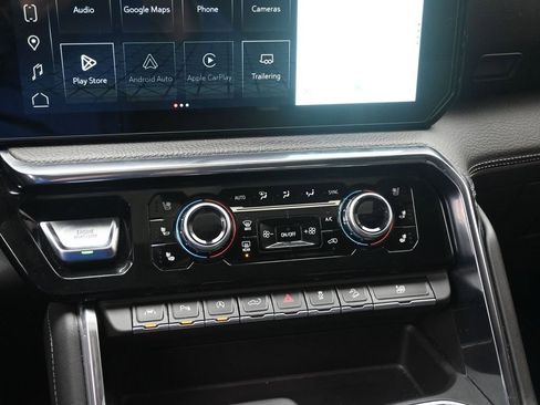 Used 2023 GMC Sierra 1500 Denali w/ Denali Reserve Package image 19