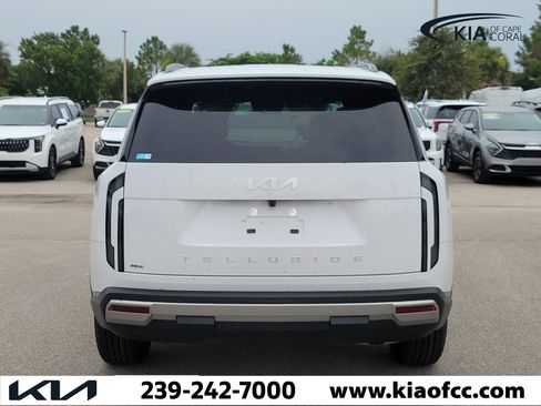 New 2027 Kia Telluride EX FWD image 5
