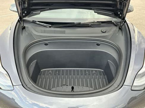 Used 2023 Tesla Model 3 Standard Range RWD image 15