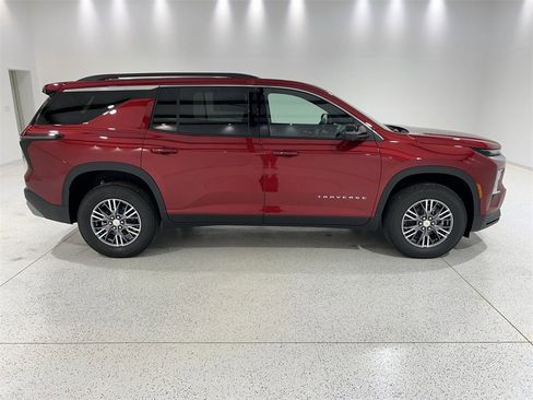 New 2026 Chevrolet Traverse LT w/ Driver Confidence Package image 6