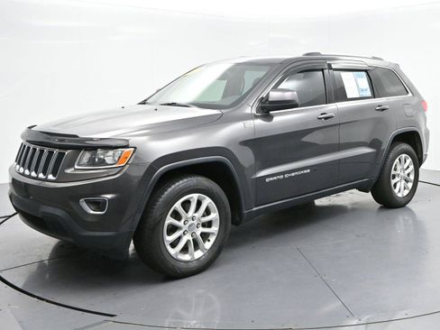 Used 2016 Jeep Grand Cherokee Laredo w/ Quick Order Package 23E RWD image 3