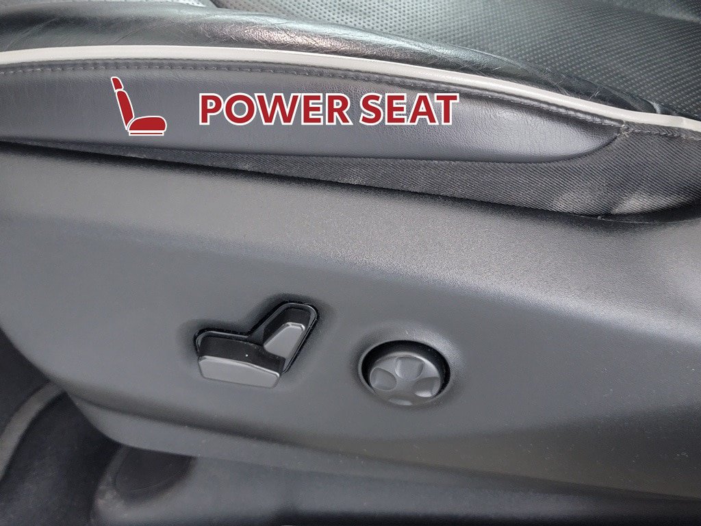 Used 2022 Chrysler Pacifica Limited FWD image 15