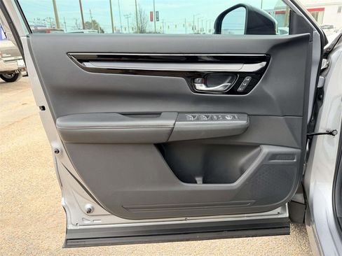 Used 2023 Honda CR-V Sport Touring image 17