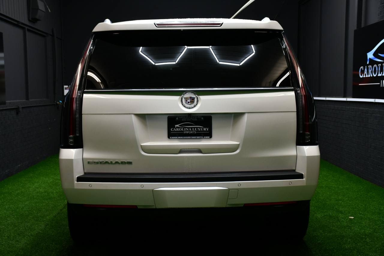 Used 2015 Cadillac Escalade Premium AWD/4WD image 5