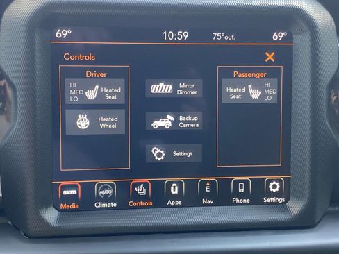 Used 2022 Jeep Wrangler Unlimited Rubicon w/ Trailer Tow Package image 30