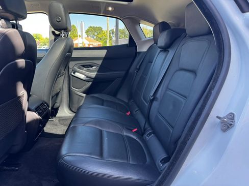 Used 2020 Jaguar E-PACE AWD/4WD image 9