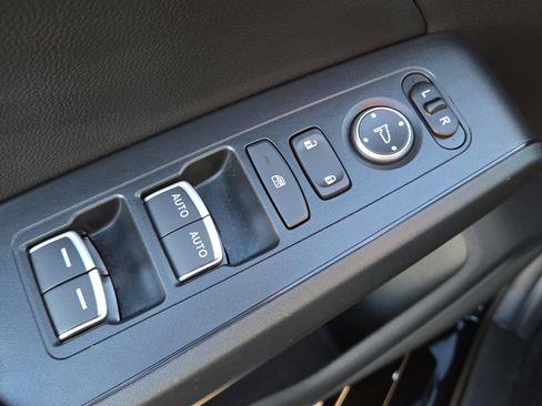 Used 2024 Honda Civic EX-L image 35