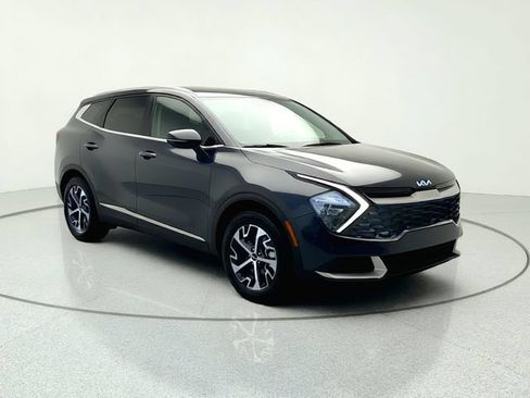 Certified 2023 Kia Sportage EX FWD image 8