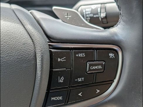 Used 2025 Lexus ES 350 Ultra Luxury FWD image 18